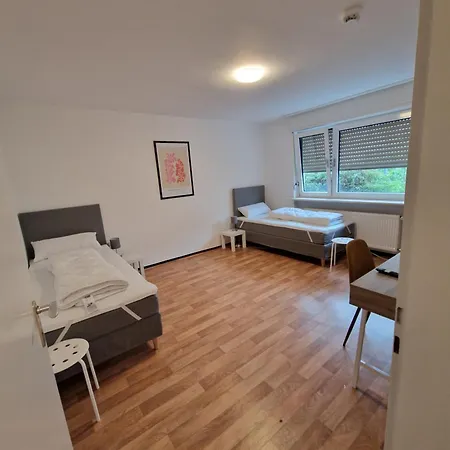 Penzini Monteurzimmer Nahe Zur Messe Apartament Karlsruhe